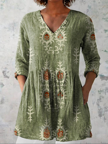 Grainne | The Long V-Neck Blouse
