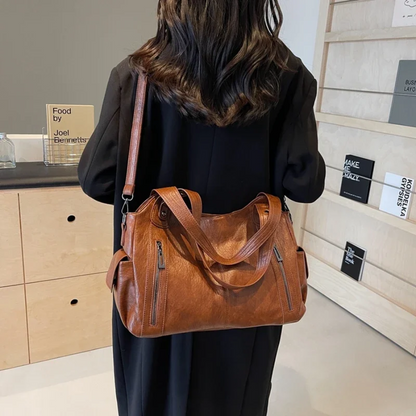 Isabella | Dakota Shoulder Bag