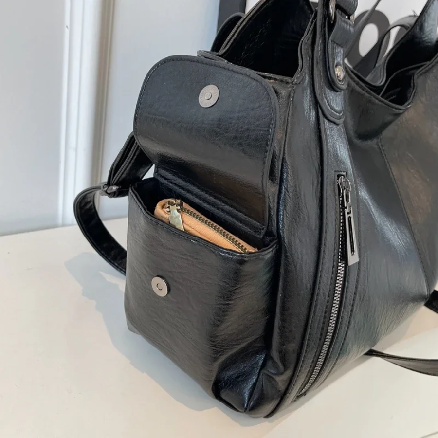 Isabella | Dakota Shoulder Bag