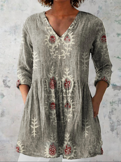 Grainne | The Long V-Neck Blouse