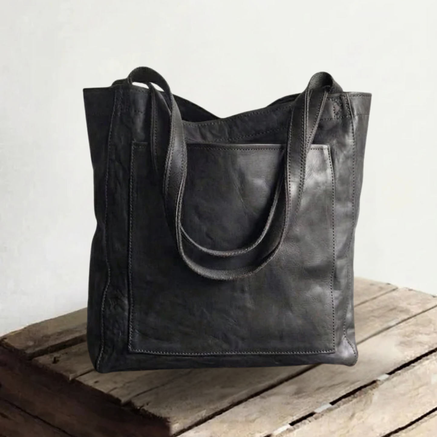 Lorena |  Leather Bag with pockets