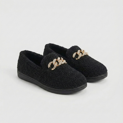 Karolína | Plush Moccasins with Golden Chain