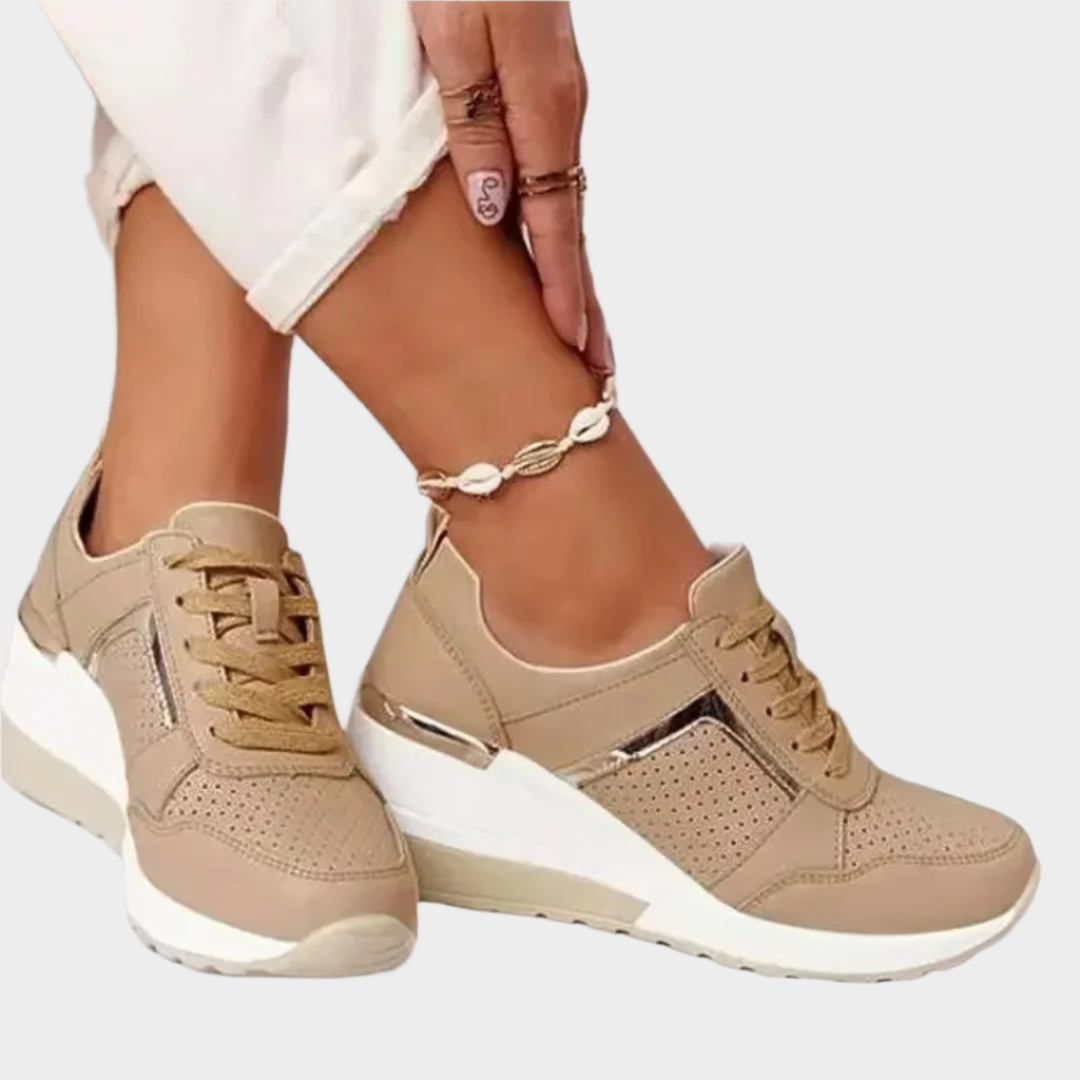 Sára Sophisticated Urban Sneakers with Internal Platform