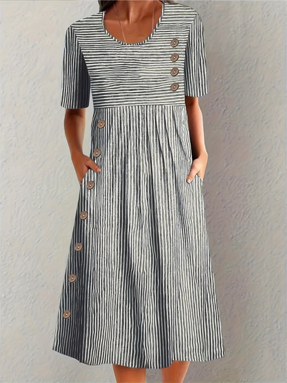 Síle | The Classic Summer Stripe Dress