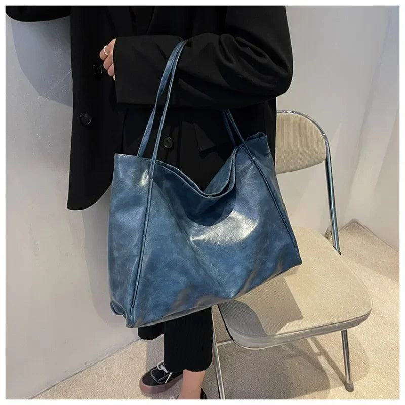 Aria | Simplistic Elegant Tote Bag