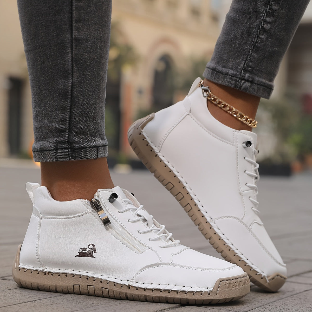Aisling | The Zip Sneaker
