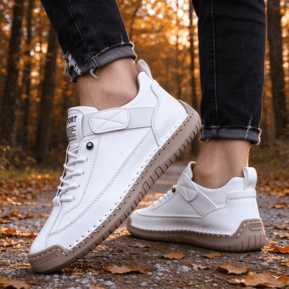 Dara | The Wide-Fit Walking Sneaker