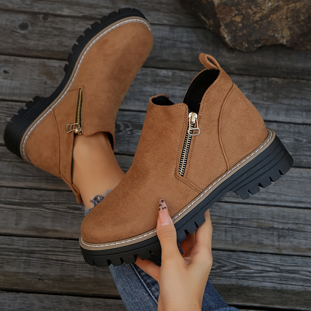 Catriona | The Zip Ankle Boot